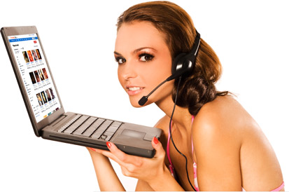 Sexy woman using Polyamory Date on her laptop.